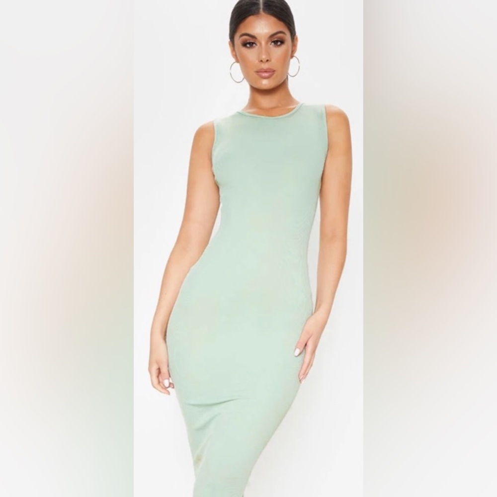 Chic Sleeveless High Neck Mint Maxi Dress